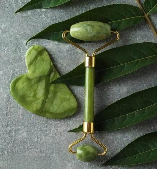 Jade Roller Gua Sha Tools - Nature Gua Sha Facial Tool Skin Tightening Face Massager Anti-Aging Jade Face Roller Puffiness Reducing Guasha Stone for Women Men（Green）